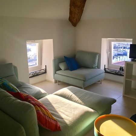 Grand Appartement Style Loft Bord De Mer 프로프리아노 외부 사진