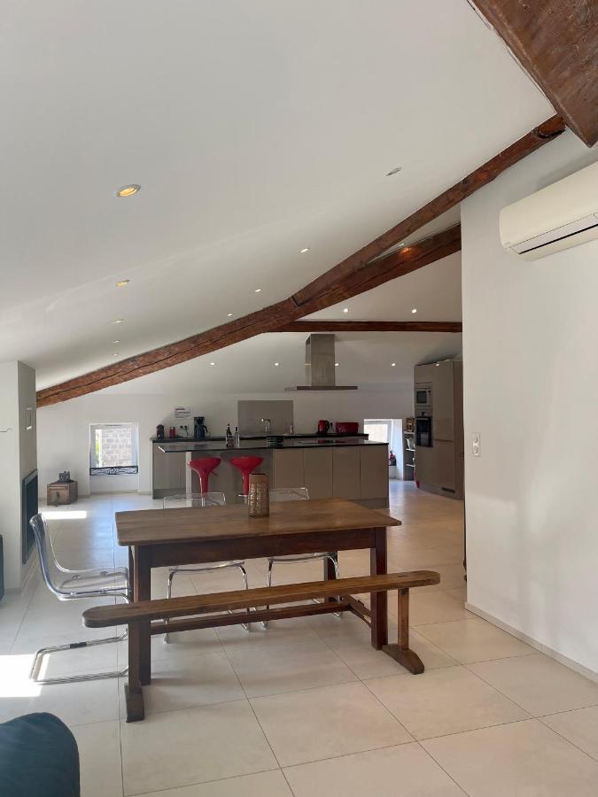 Grand Appartement Style Loft Bord De Mer 프로프리아노 외부 사진